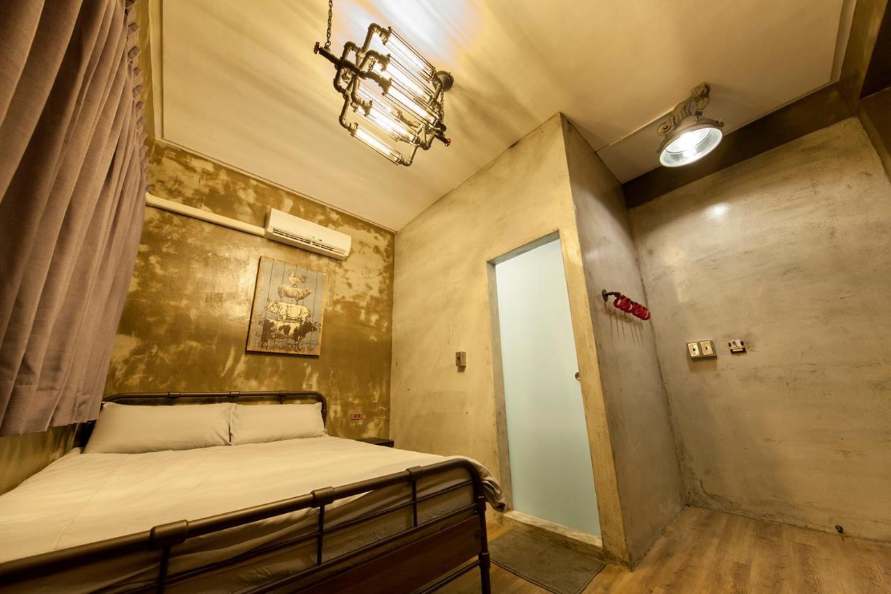 Slow Inn Tainan Exterior foto